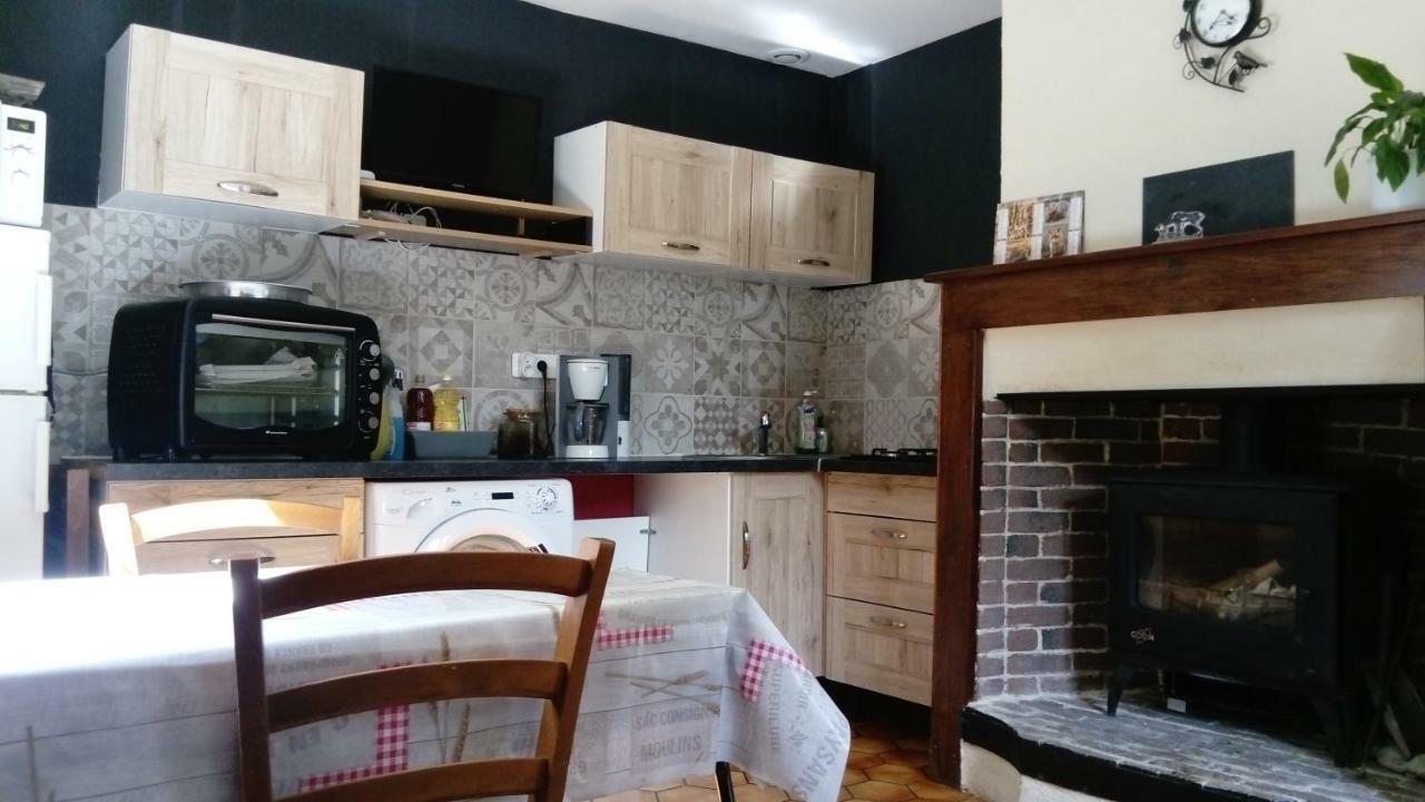 La Petite Maison Normande Ticheville Esterno foto